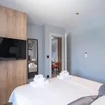Royale Apartment