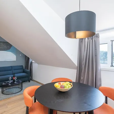 Royale Apartment *